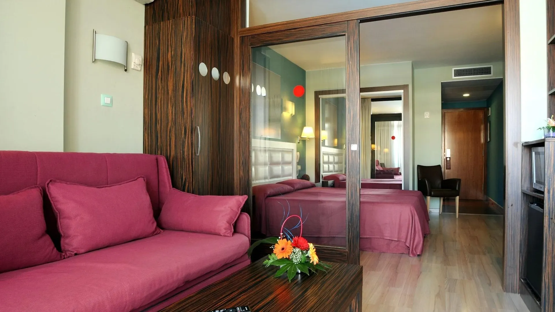 Evenia Olympic Palace Lloret de Mar Hotel